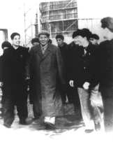 1958主席视察一汽a.jpg